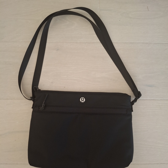 lululemon athletica Handbags - lululemon athletica Black Bag